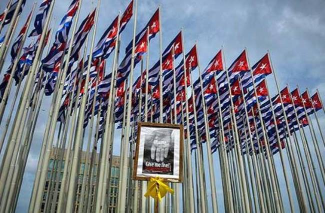 គុយបាមានឯកអគ្គរដ្ឋទូតជាលើកដំបូងនៅអាមេរិកបន្ទាប់ពីពាក់កណ្តាលសតវត្សន៍